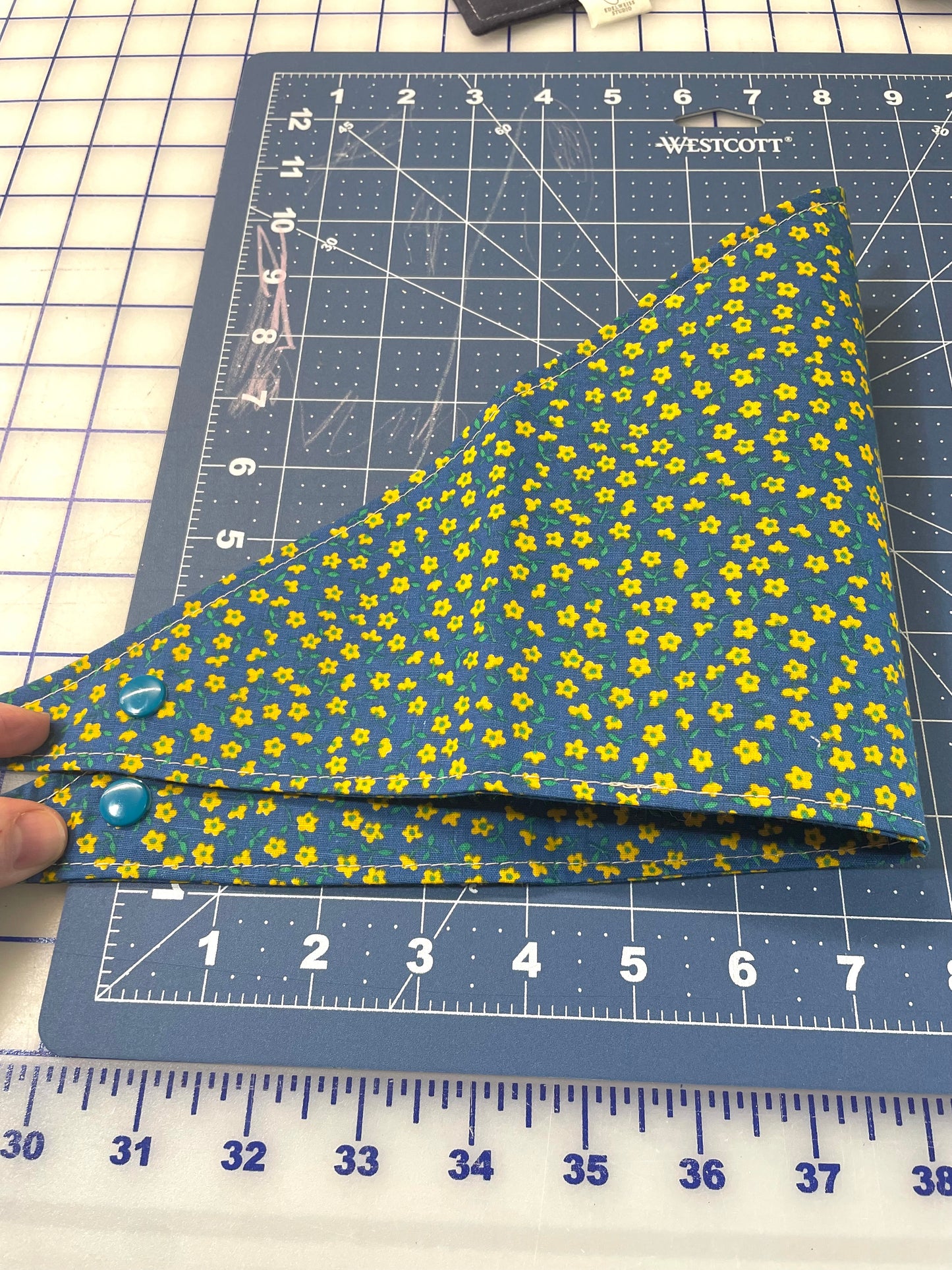Vintage Blue Floral - Button